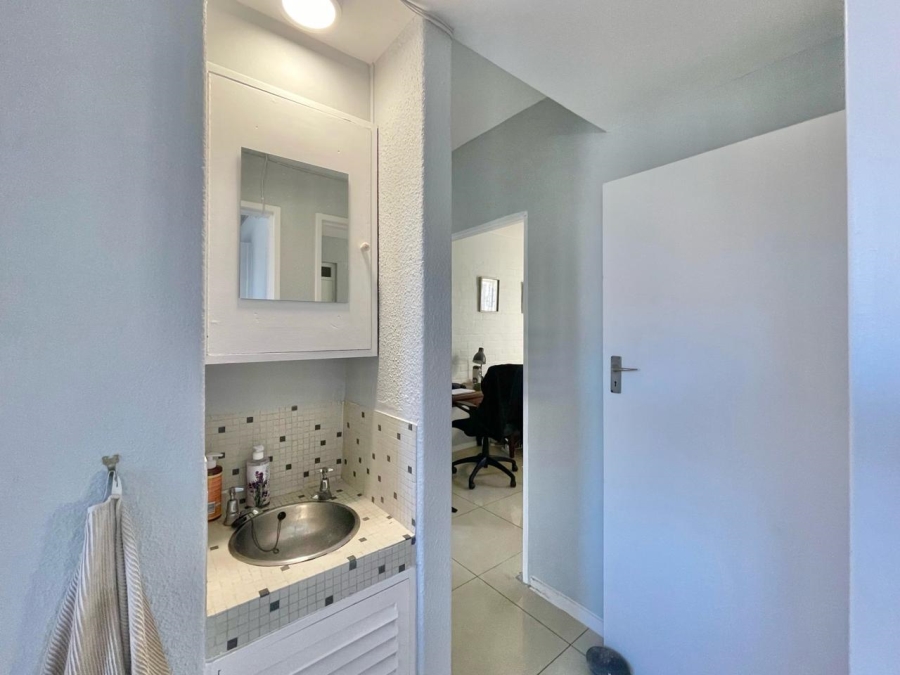 3 Bedroom Property for Sale in Newlands Western Cape